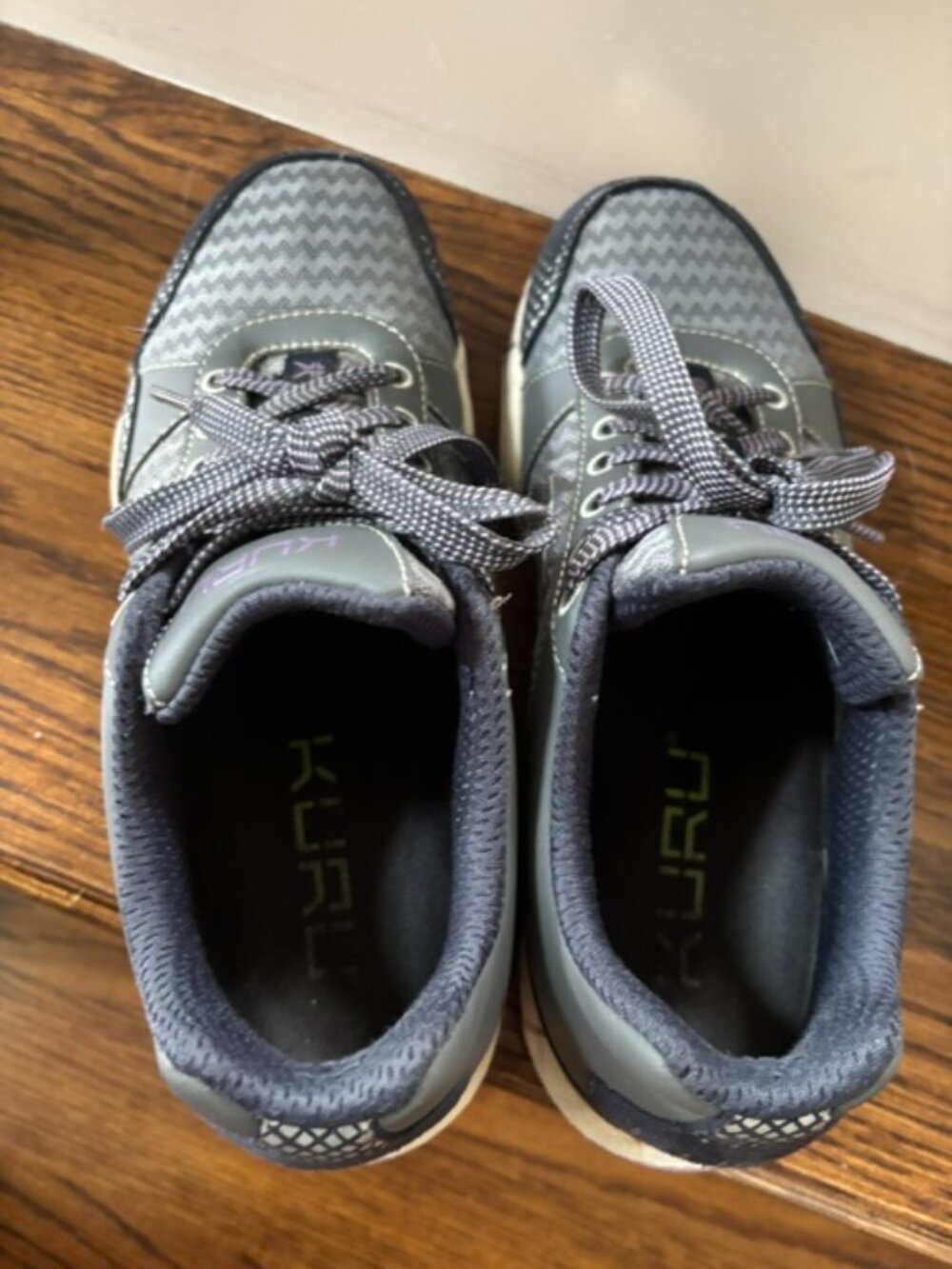 Women's Kuru Quantum Sneakers Size 8 - Picture 4 of 4